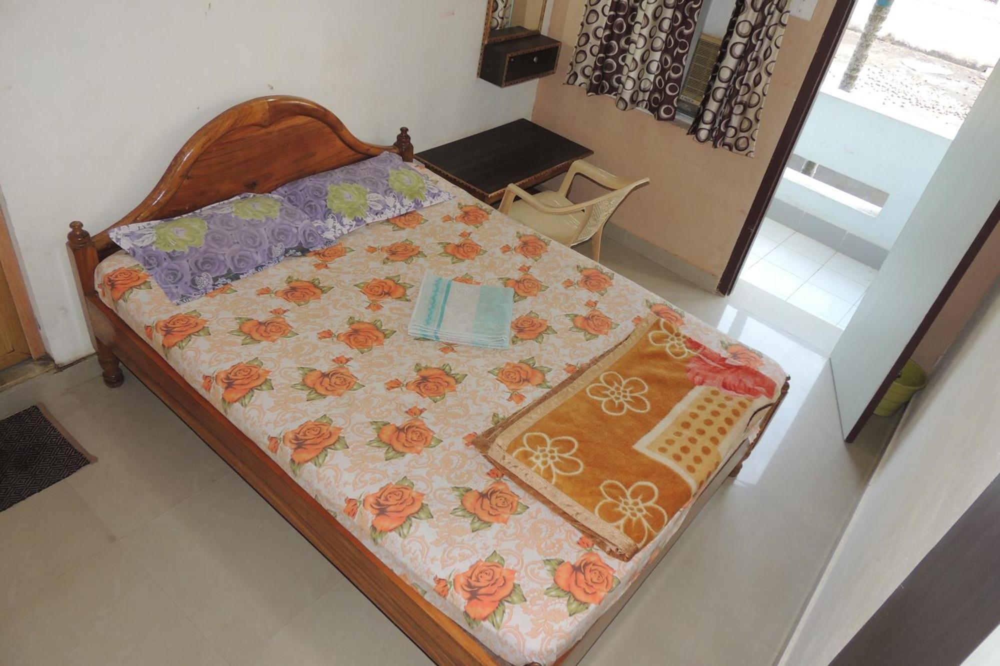 Surya Inn Konark Habitación foto