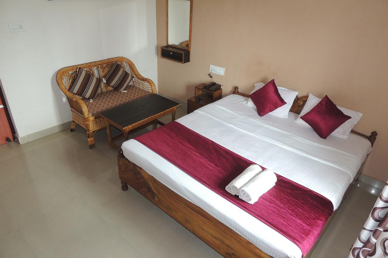 Surya Inn Konark Exterior foto